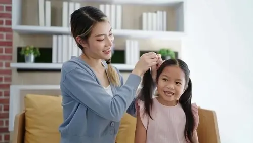 Met Silikom raak je écht van die vervelende luizen en hun eitjes af.