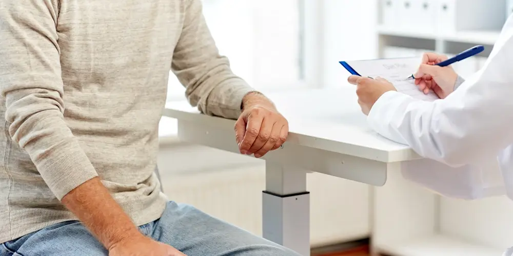 Ben je niet zeker waar je klachten vandaan komen? Dan wordt aangeraden om eerst naar de dokter te gaan, zodat je steeds jouw klachten juist kan gaan behandelen.