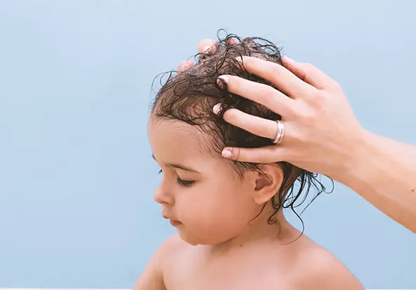 Hoe je luizen kan behandelen, lees je hier!